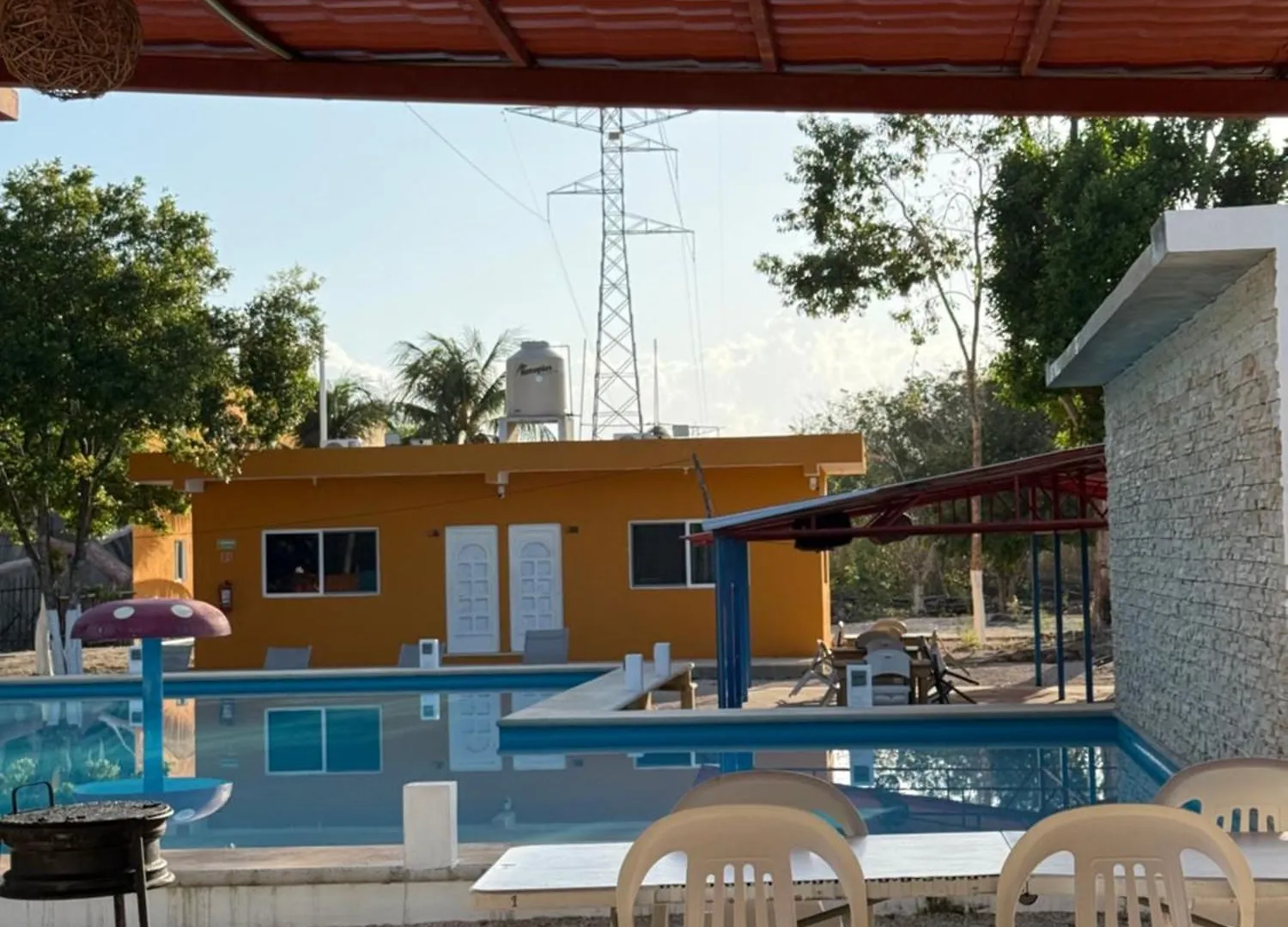 Ranch Las Chulas Hotel And Restaurant 莫雷洛斯港