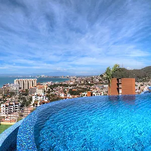 **** Hotel Pinnacle 220 México